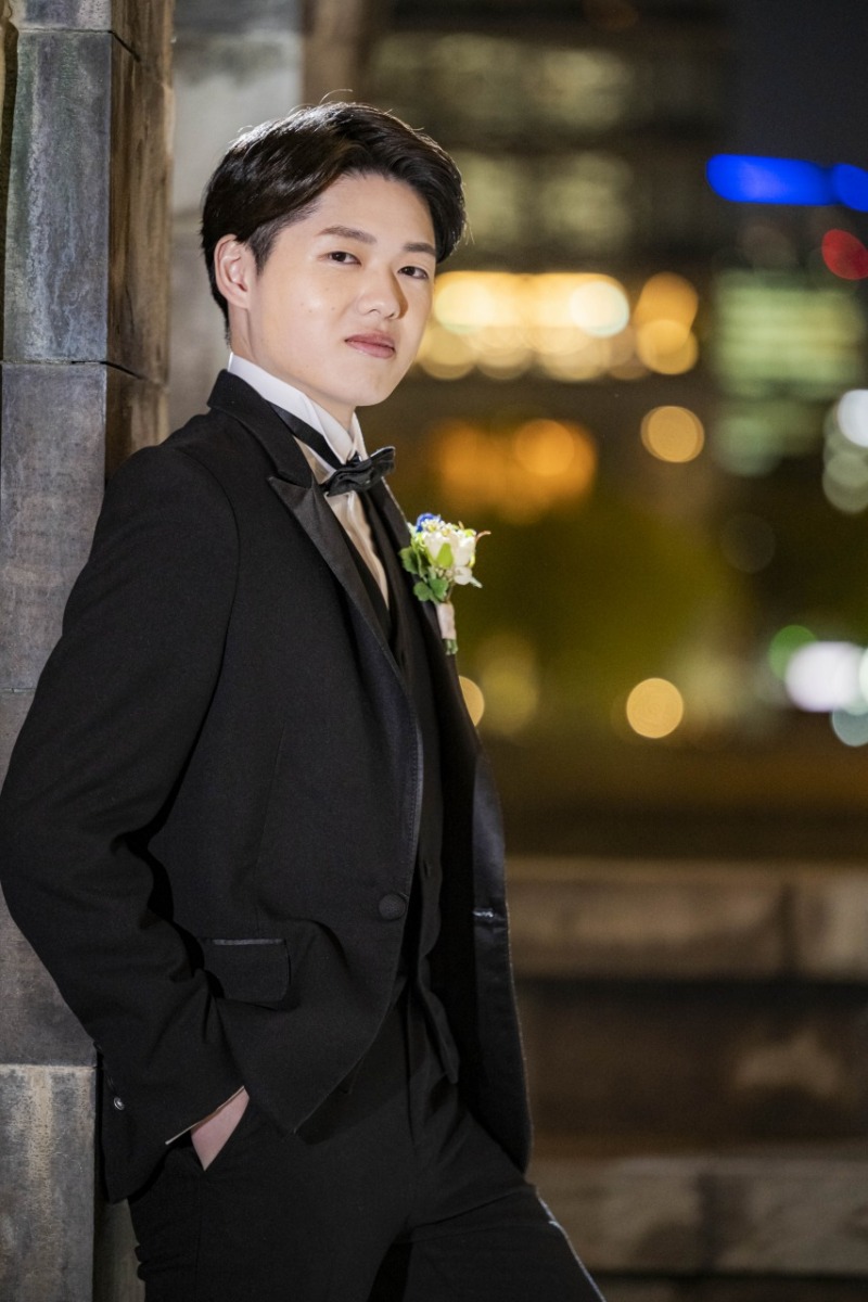 ご新郎様のソロショットも格好よく！