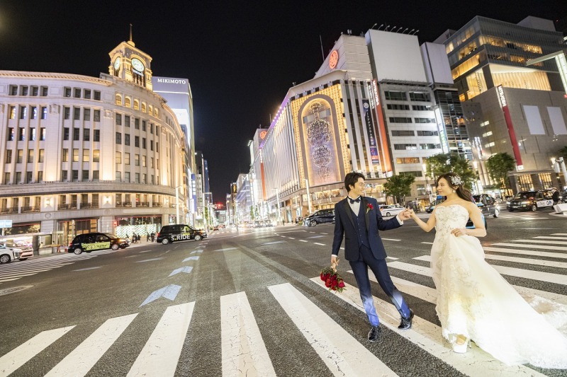 銀座でエレガントなエスコートショットを…