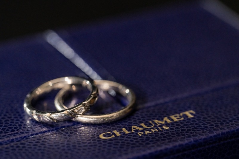 大切な結婚指輪もウェディングフォトの一枚に撮影。