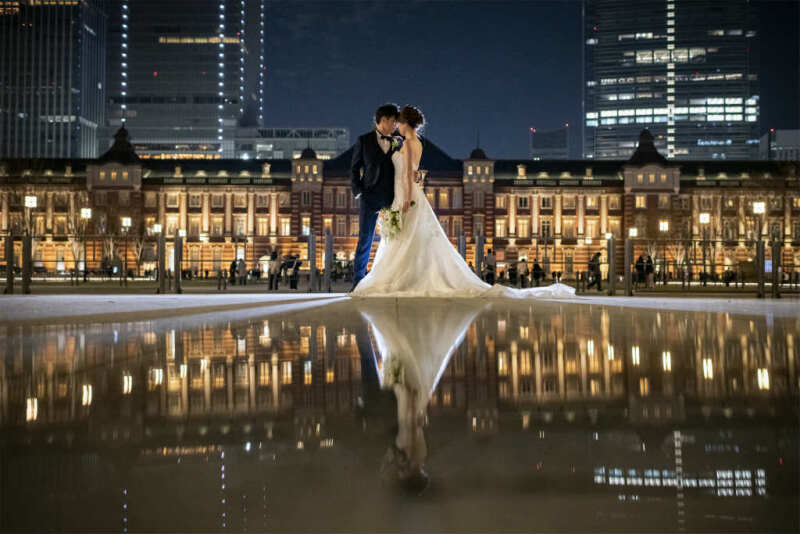 東京駅の日の光と共に