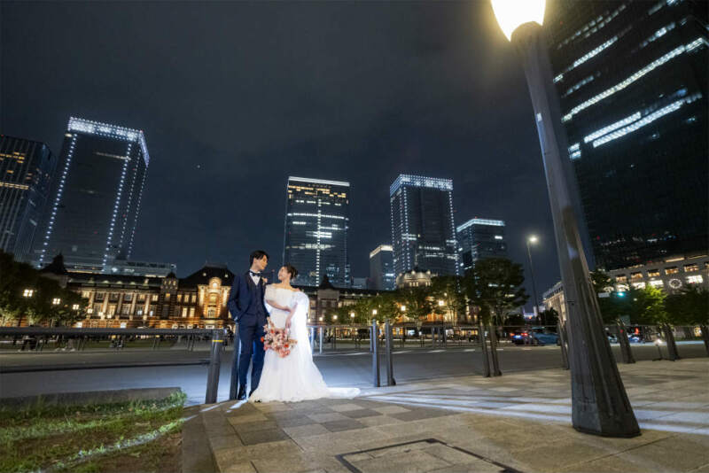 街並みを臨む東京駅
