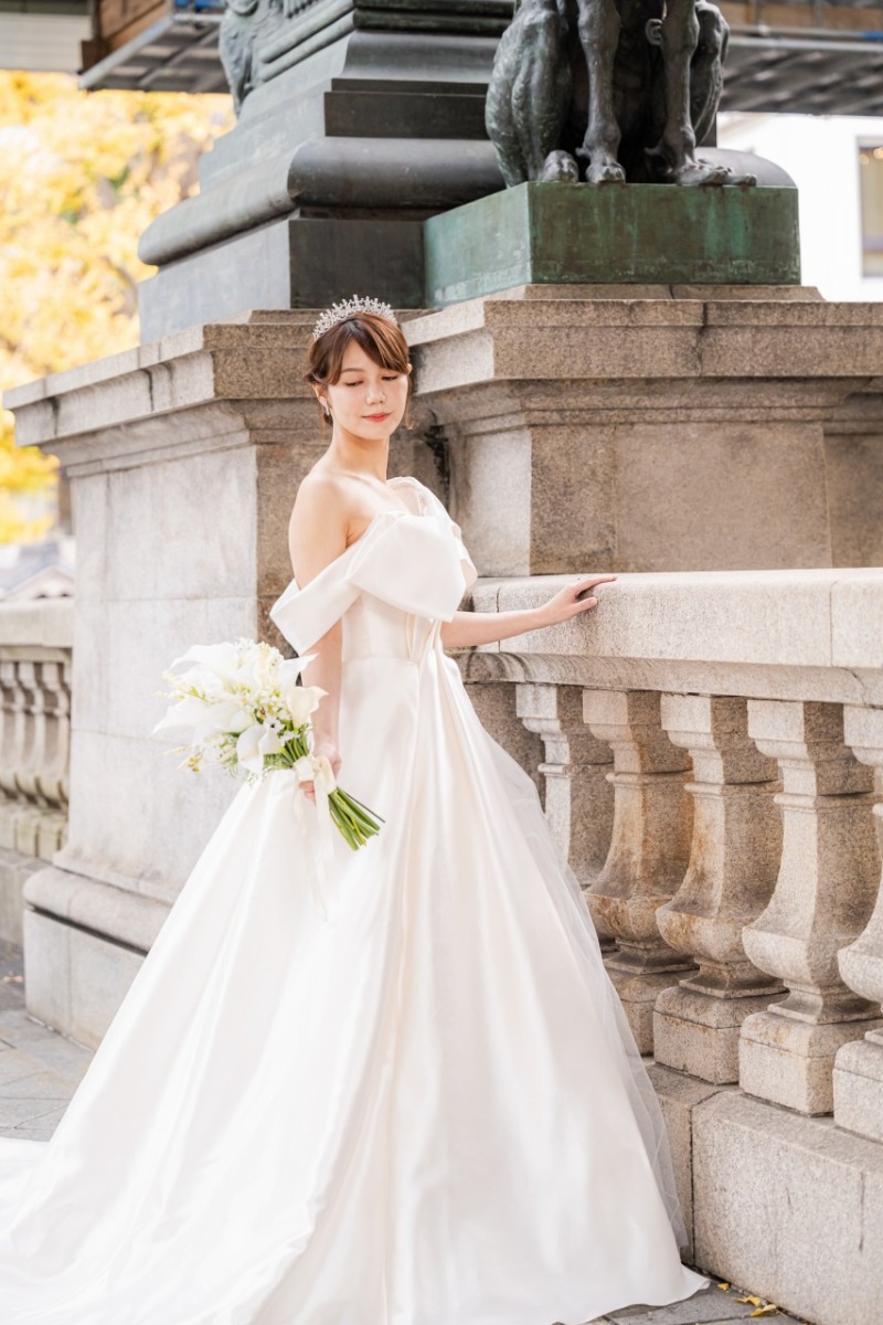 ティアラを合わせて、華やかなご新婦様ソロショット
