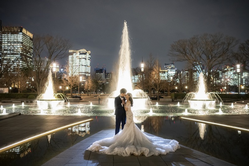 和田倉噴水公園で