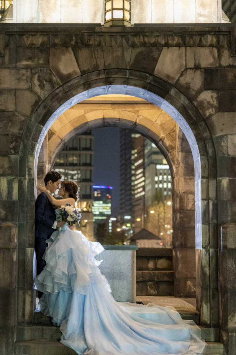 カラードレスにチェンジ！和田倉門でお鼻こつん♡