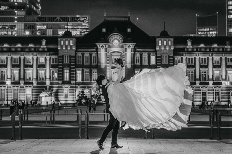 夜景で撮影したモノクロ写真もかっこいい♪