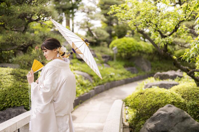 11月末の撮影限定!秋得といえば32,989円アルバム付き【初回打ち合わせ限定の和装庭園撮影】120,879円→87,890円