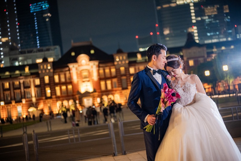 11月末までの限定!アルバム or リフレクション付【洋装・夜の東京駅2ロケ(スタジオ撮影付)】247810円→89800円