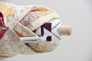 クリーム（掛下：白）半衿（百合）紫スタイル