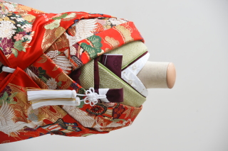 赤黒（掛下：緑）半衿（百合）紫スタイル