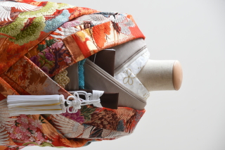 朱色（掛下：カフェオレ）半衿（梅）ブラウンスタイル