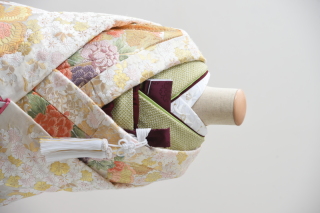 クリーム（掛下：緑）半衿（百合）紫スタイル