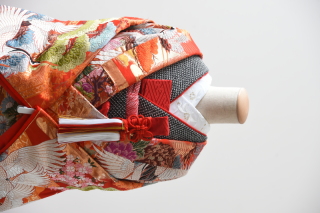 朱色（掛下：黒）半衿（百合）