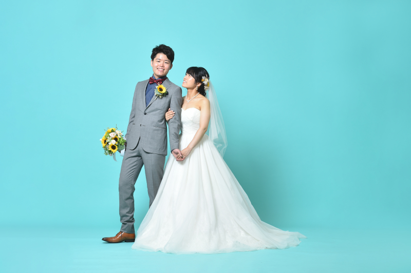 ブルーとひまわりイエロー。