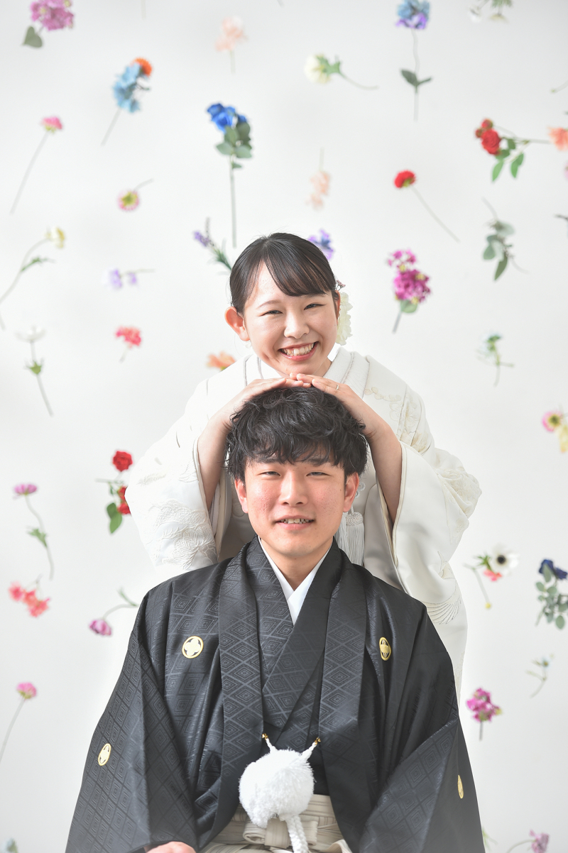 弾ける笑顔で撮影スタート!