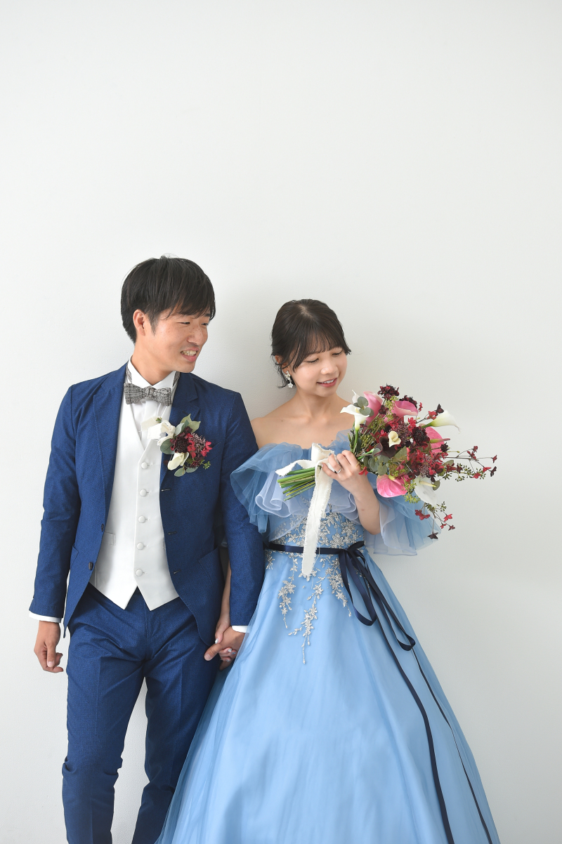 カクテルドレスで撮影スタート