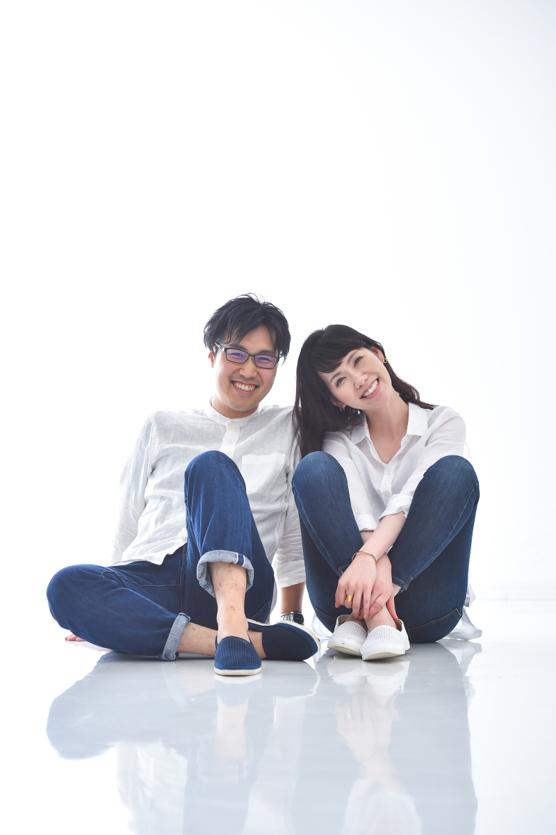 白シャツ&デニム