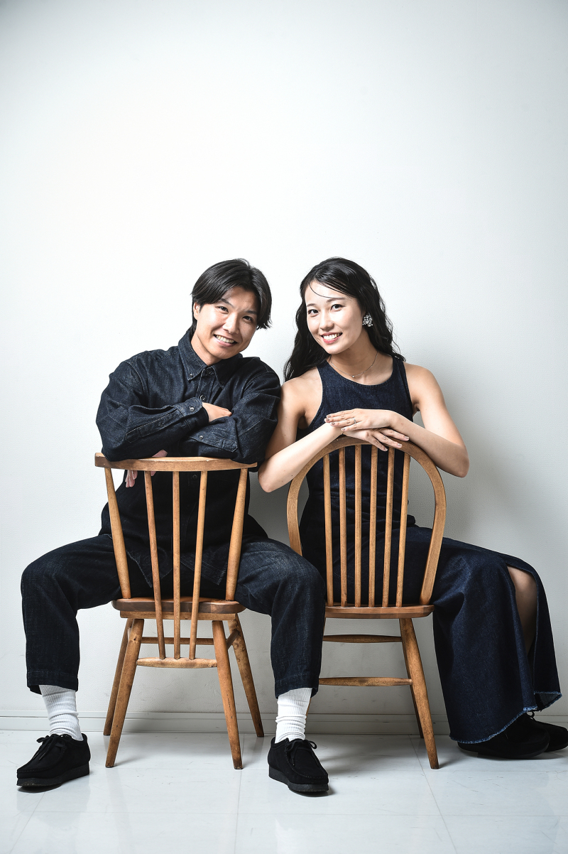 椅子に座ってパシャリ