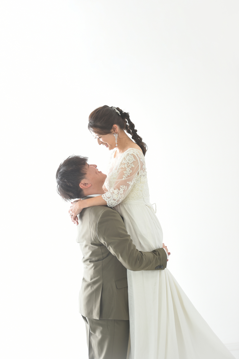 見つめ合ってギュ♡