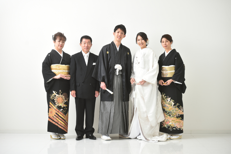 【和装・家族写真多め希望!】結婚は2人だけのことじゃない!大切な家族も一緒にブライダルフォトを楽しみましょう♪