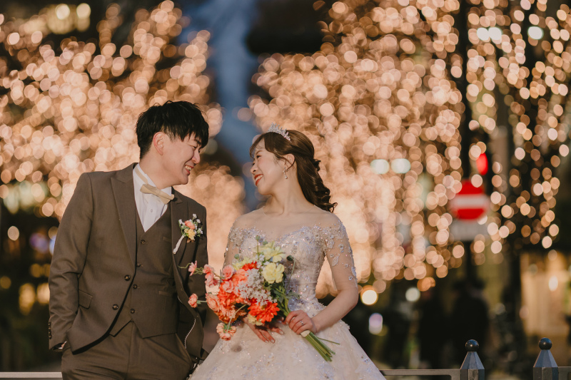 光に包まれるナイトロケ