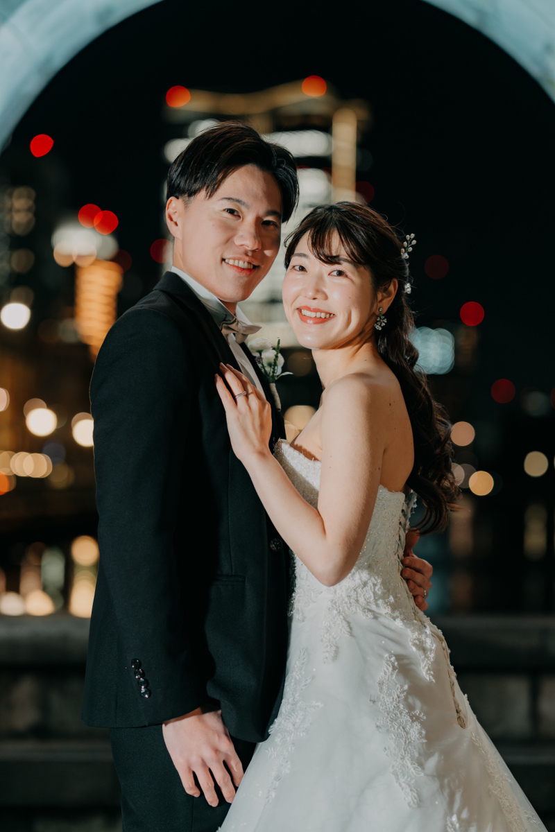 和田倉門ライトアップを背景にしたツーショット