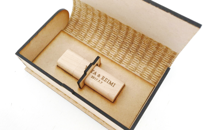 データの保存用に【お名前入りUSB】
