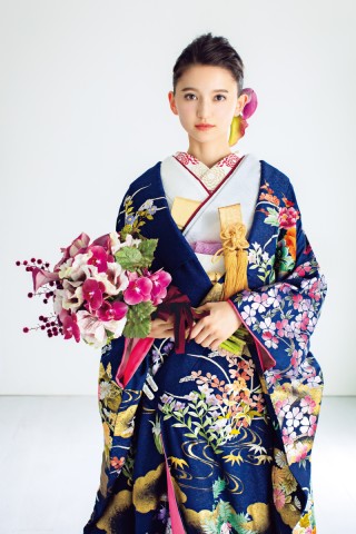 紺地四季草花文