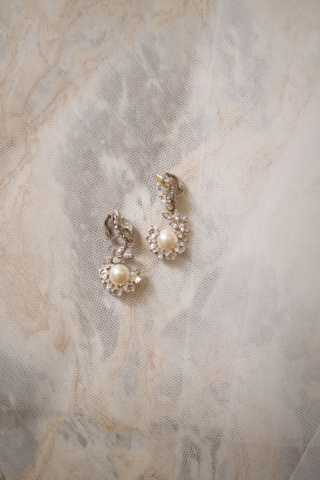 パールリーフイヤリング