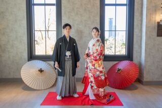 秋のロケーションフォトは色打掛もウェディングドレスも！