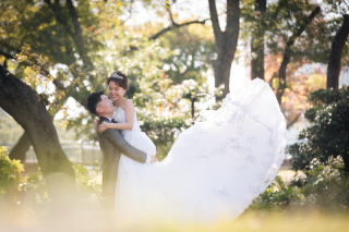 ドレスが映えるカットで