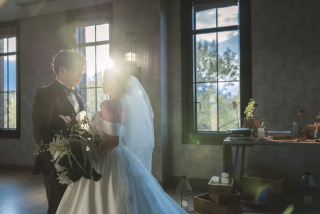 ウェディングドレス　ミライザ大阪城フォト