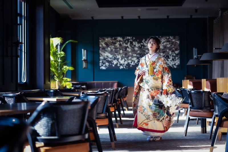 華やかな色彩の伝統衣裳「色打掛」