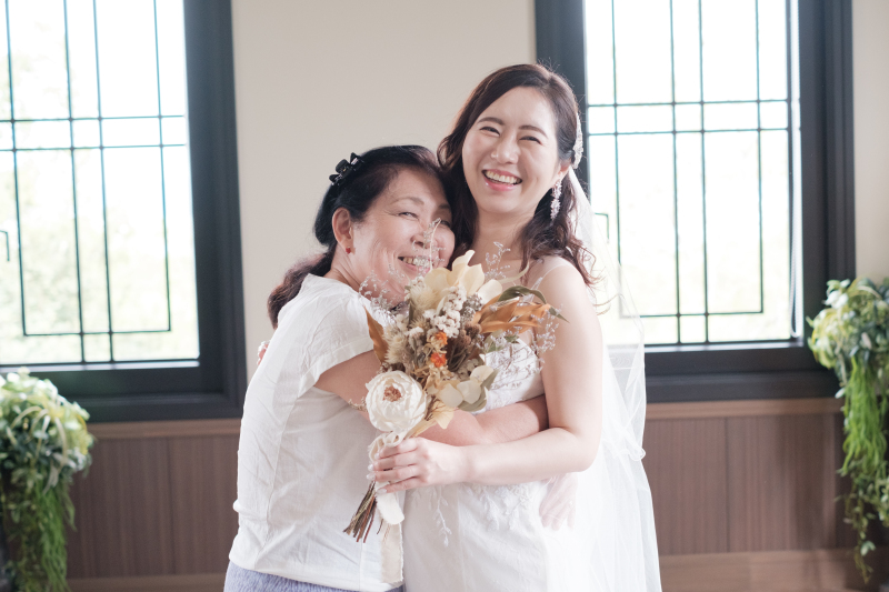 ONE PHOTOWEDDING OSAKA-JO_家族・友人を撮影に呼べる