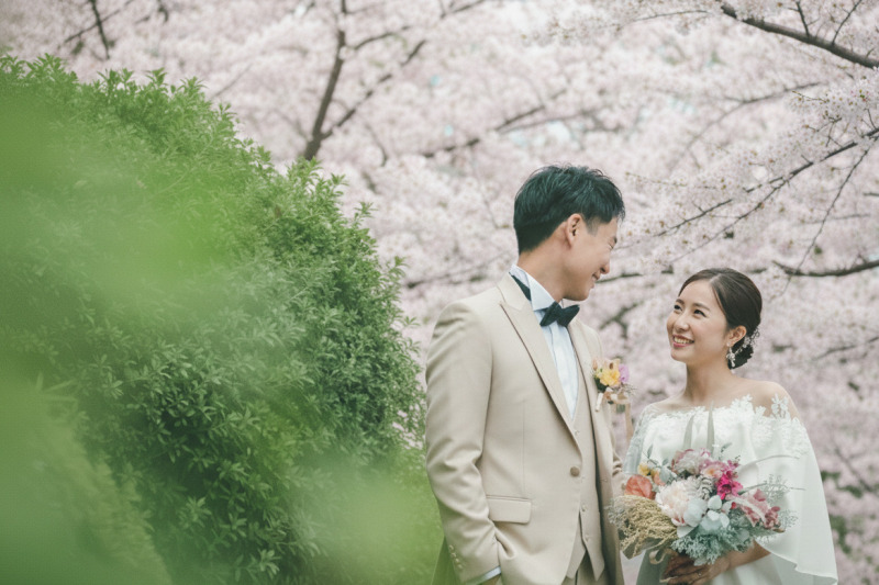 【洋装】3月26日&sim;4月4日に撮影される方限定/西の丸庭園で満開の桜に囲まれて撮影するプラン