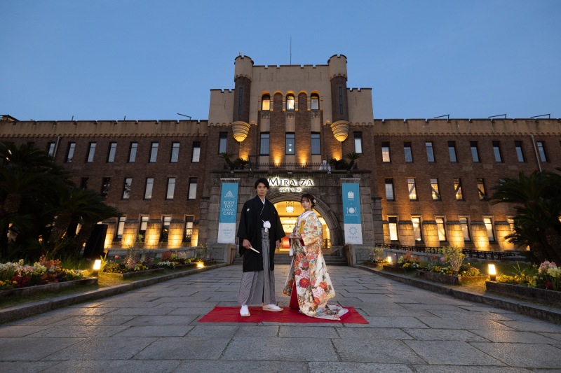 【和装】大阪城周辺で天守閣をバックで撮影!豊富な衣装から選べる和装2着紋付1着プラン