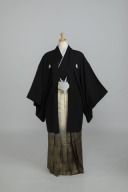 黒/ゴールドななめ葉柄