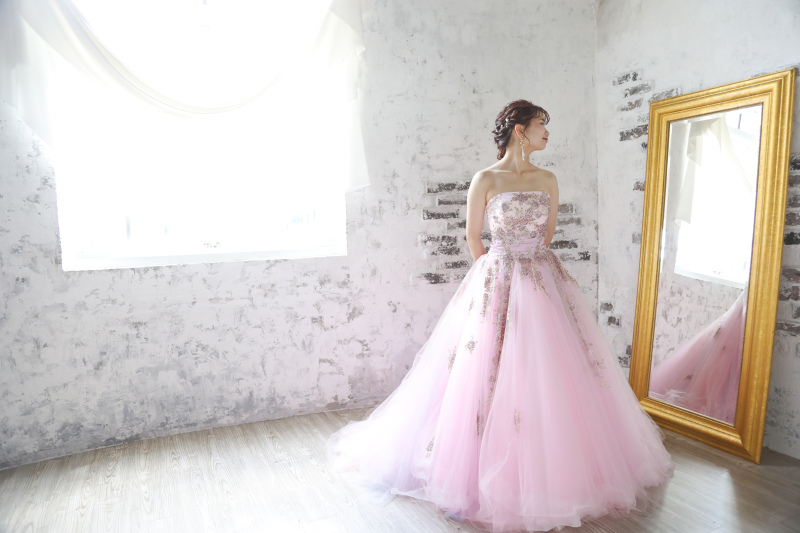 【ソロウェディング】洋装スタジオ撮影|全データ30カット|撮影60分