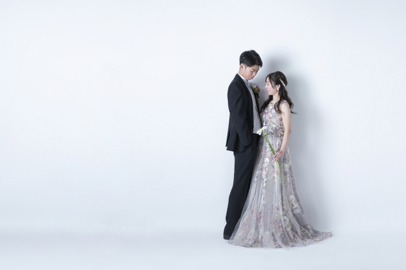 【夏限定‼】洋装スタジオプラン11万円から50%オフ|洋装1着+データ100カット|ヘアメイク・着付付き