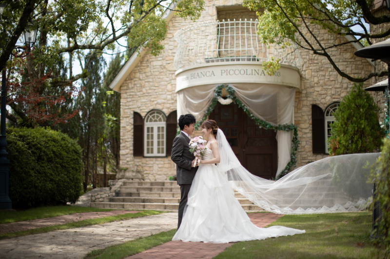 チャペルロケプラン【洋装】結婚式場「ザ・グリーンカーメル」での撮影|撮影60分|全データ50カット付き