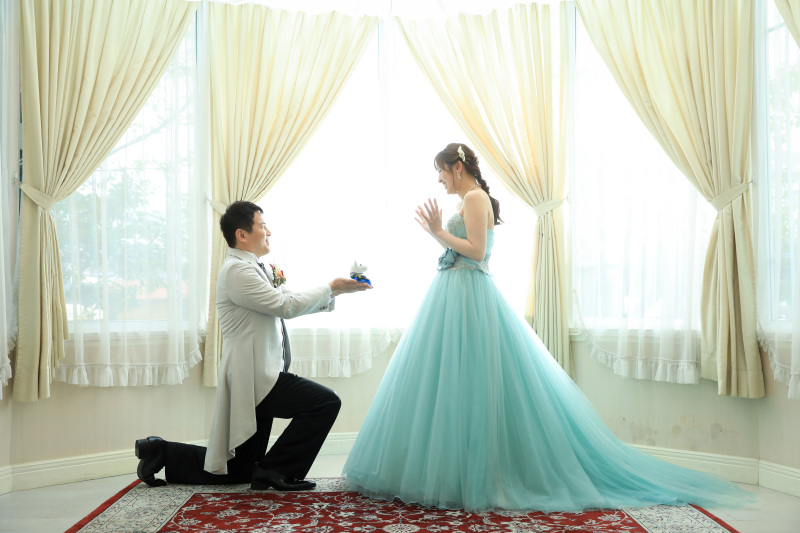 ドレス2着!スタジオ+ロケ1カ所付き!*選べるロケプラン*全データ|撮影90分