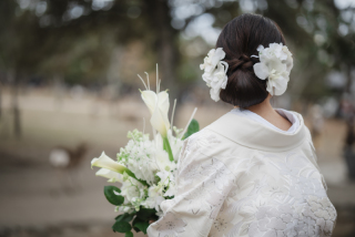 後ろ姿まで美しい花嫁ショット