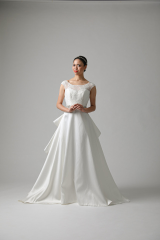 レースフレンチ後ろ深Vラッフル/WD00059