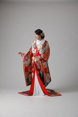 赤に桜 十二単風/ IU00262