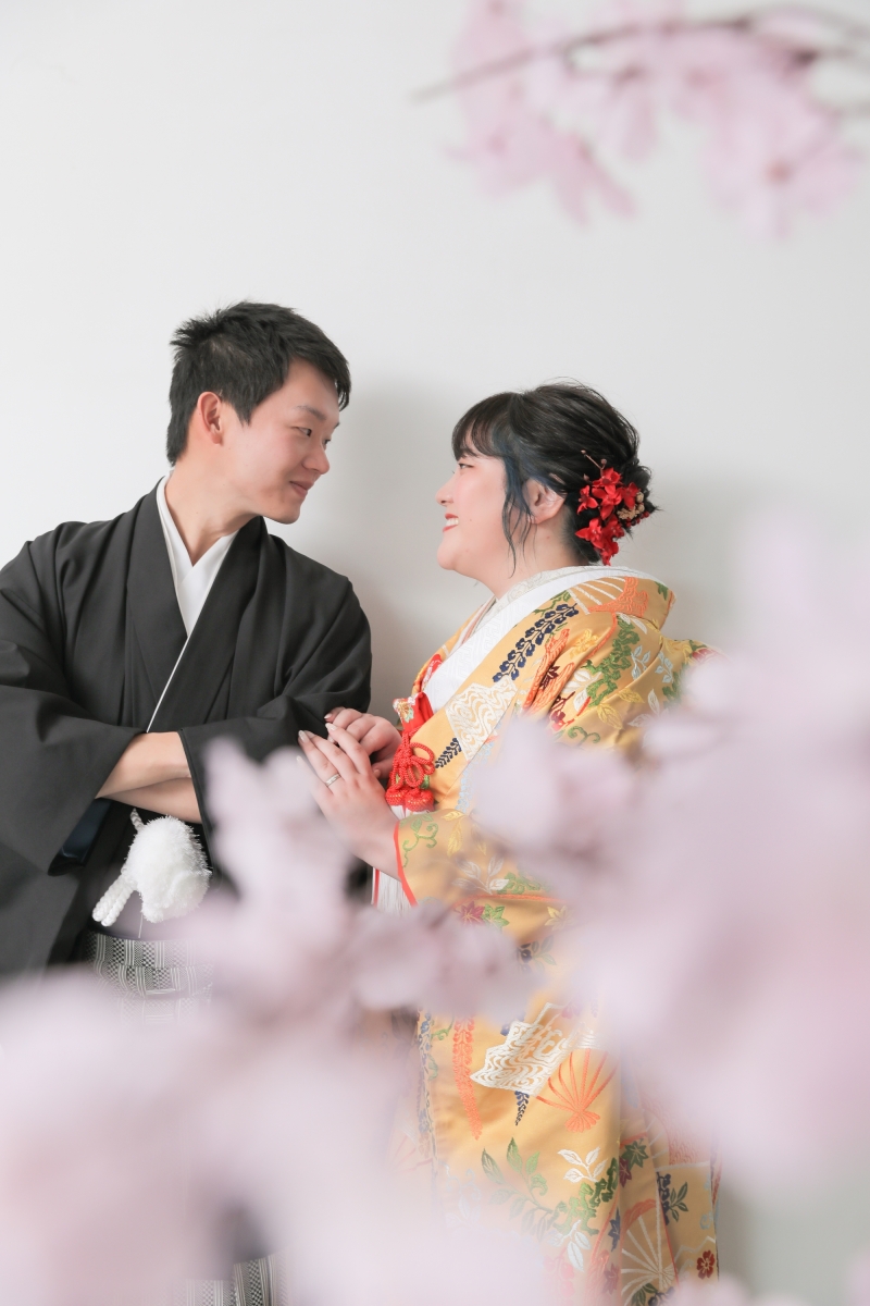 春らしく桜と一緒に撮影しました！