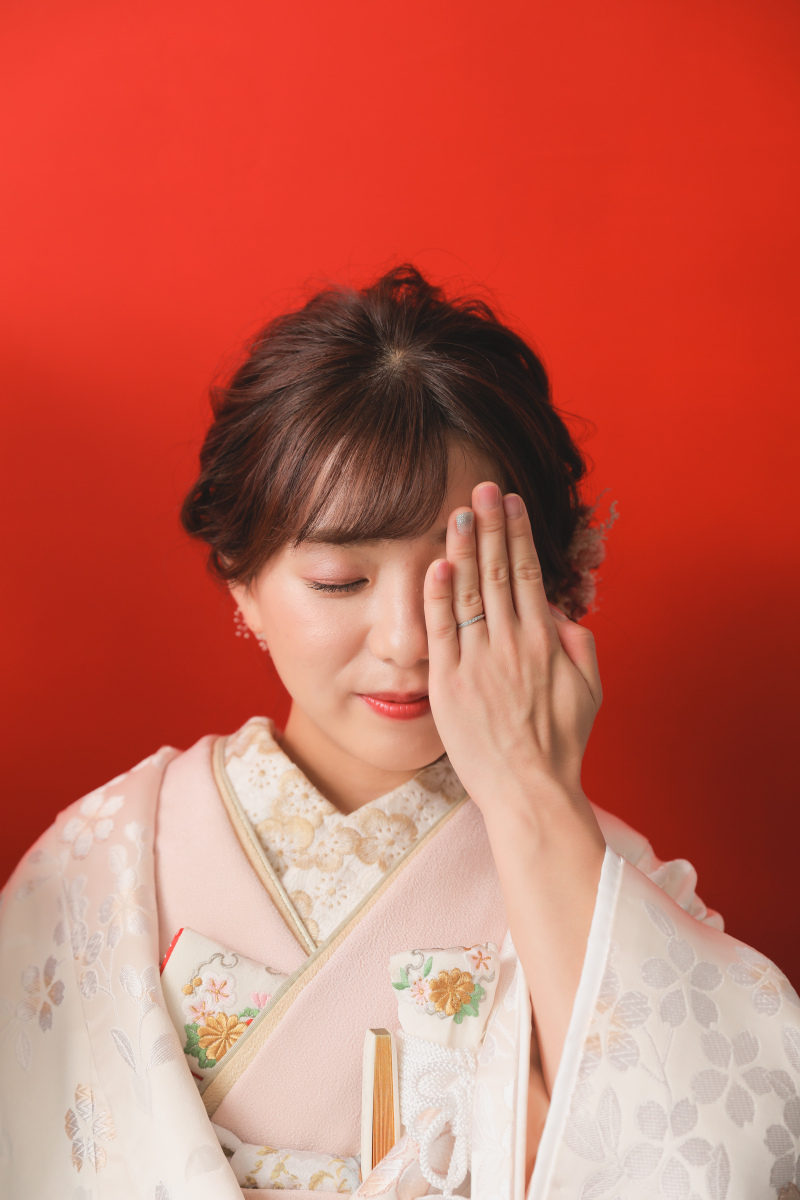 真っ赤な壁で・・