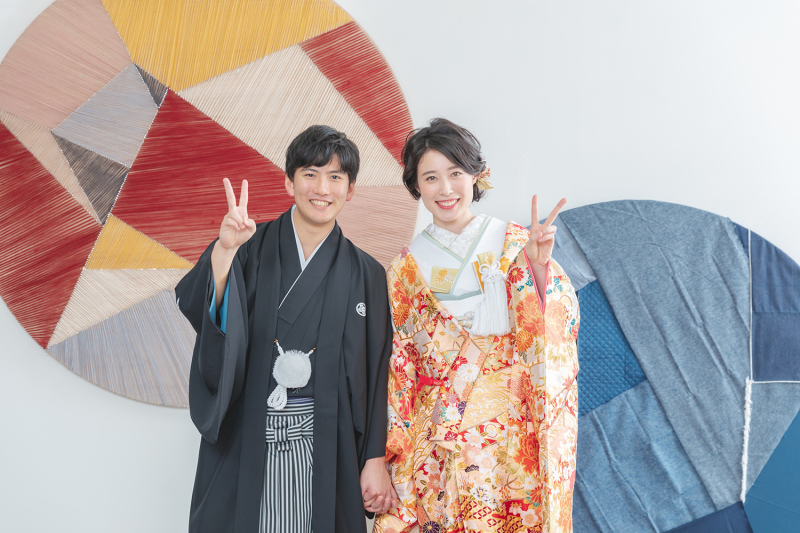 青と赤の夫婦円