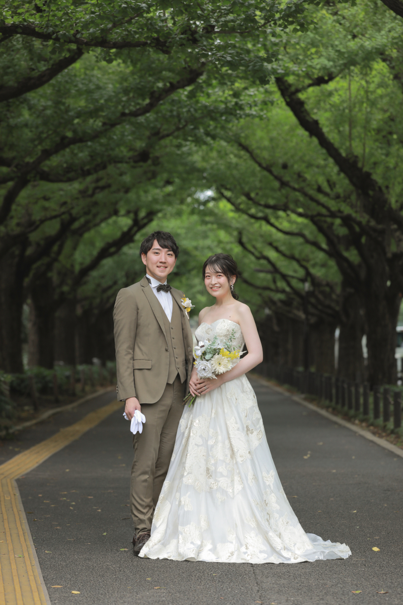 まずは基本的な立ち姿から!