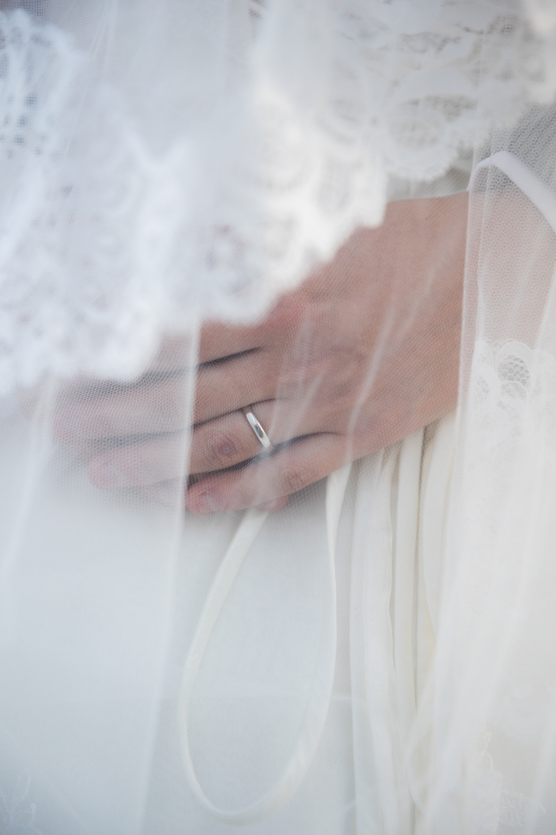 さりげなく手元のカットも