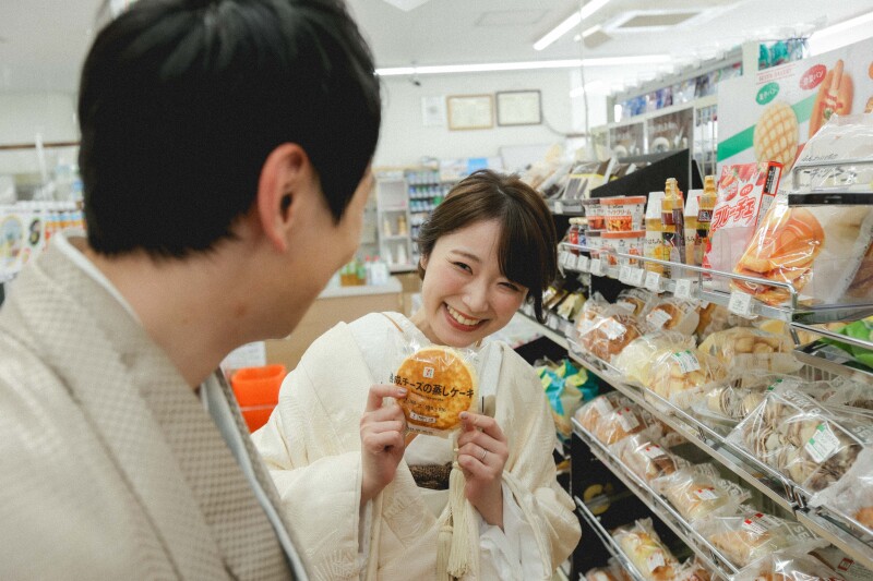 コンビニで昼ごはんを買ってから出発^ ^