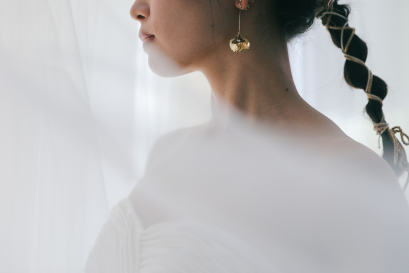 空気感を生かして。新婦様のイメージショット